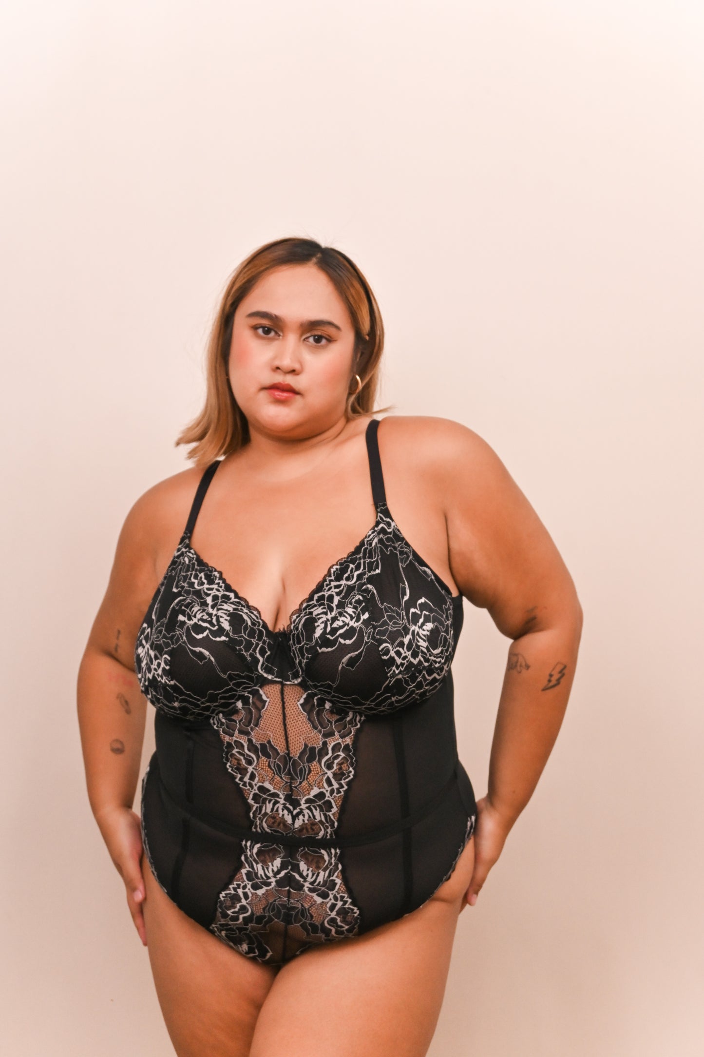 Lace Bodysuit | Black 02