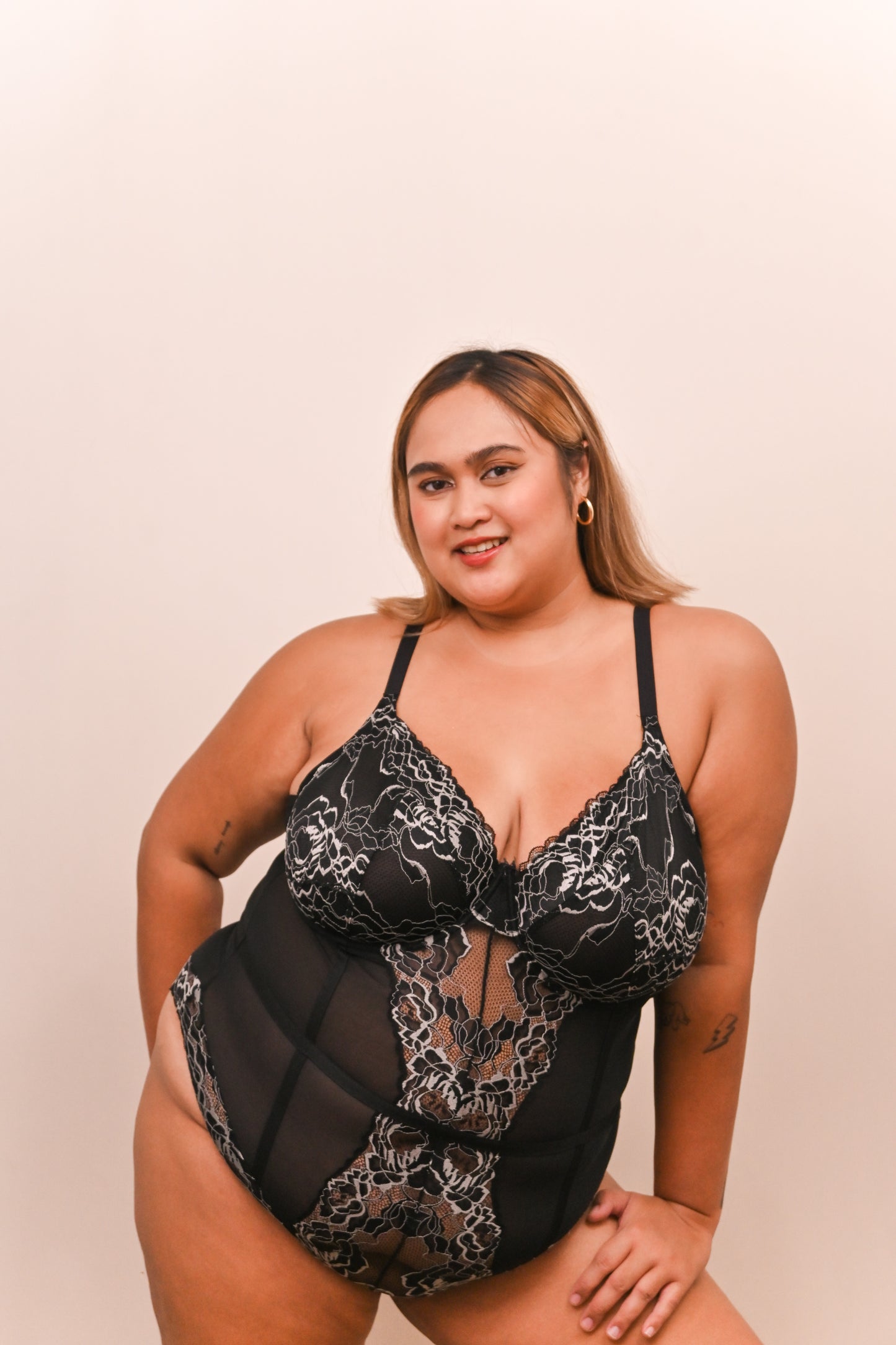 Lace Bodysuit | Black 02