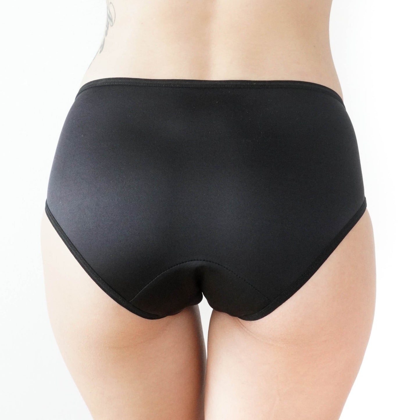 Hipster Moderate Absorbency Period Undies | Black