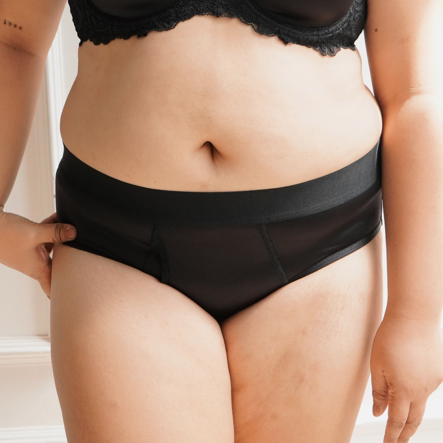 Hipster Moderate Absorbency Period Briefs | Black